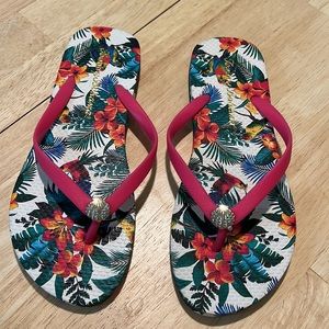New Tommy Bahama Women’s Tropical Rubber Flip Flop Sandal 7